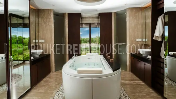 KOH19361: Incredible Villa 5 bedrooms in Royal Phuket Marina. 照片 #31