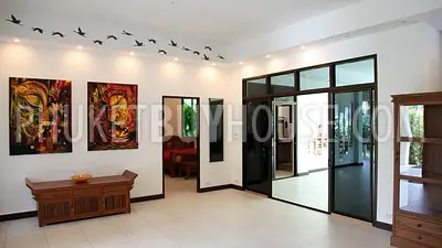 RAW3353: Urgent!!! Hot deal! Very Spacious European Villa in Rawai from the owner. Freehold.. Fotoğraf #17