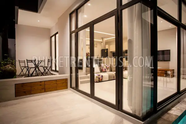 NAI19391: Brand New Modern Villa In Saiyuan Nai Harn. Fotoğraf #31