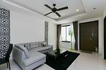 BAN19430: 3 Bedroom Townhouse in high-class complex- Laguna area. Thumbnail #24