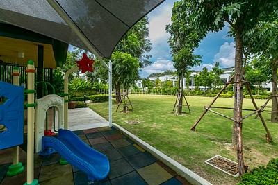 BAN19430: 3 Bedroom Townhouse in high-class complex- Laguna area. Photo #35