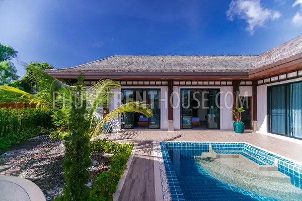 RAW19449: 4 Bedroom with Pool and Terrace at Rawai. Photo #9