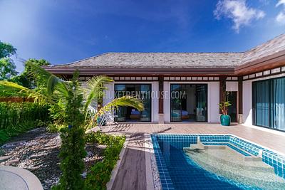 RAW19449: 4 Bedroom with Pool and Terrace at Rawai. Photo #9