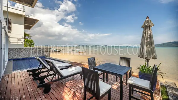 RAW19456: Beachfront 2 Bedroom Pool Villa in Rawai. Photo #10
