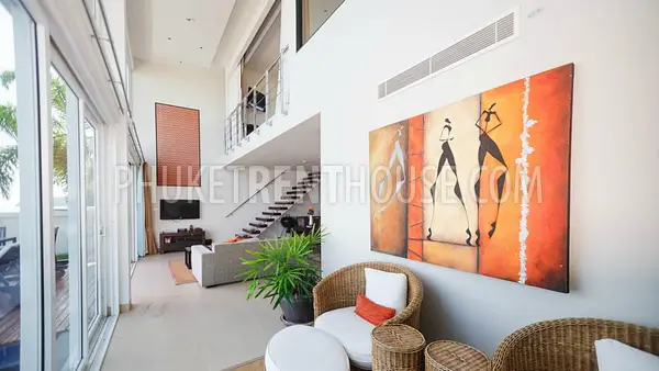 RAW19456: Beachfront 2 Bedroom Pool Villa in Rawai. Photo #16