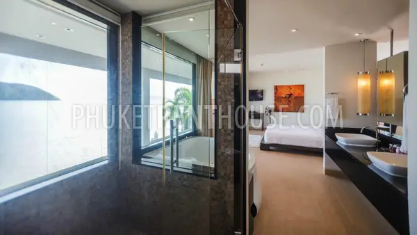 RAW19456: Beachfront 2 Bedroom Pool Villa in Rawai. Photo #35