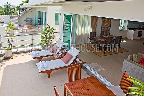 RAW19458: Sea View Duplex 3 Bedroom Apartment with Roof Terrace & Hot Tub  Rawai. Photo #23