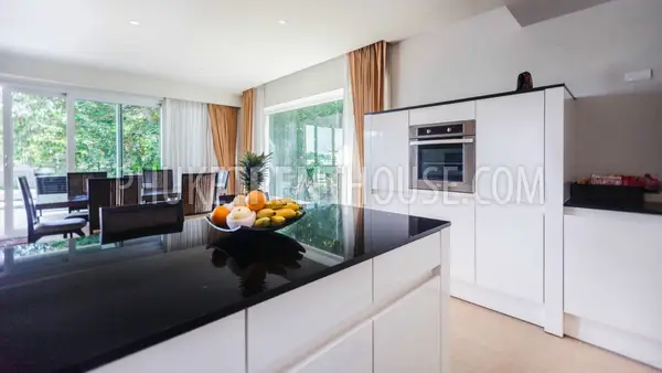 RAW19459: Luxury 2 Bedroom Sea View Apartment in Rawai. Photo #24