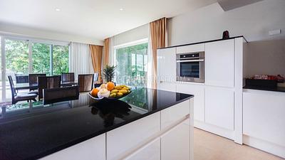RAW19459: Luxury 2 Bedroom Sea View Apartment in Rawai. Photo #24