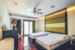 BAN19950: Luxury 3-Bedroom Apartment near Bang Tao beach. Thumbnail #17