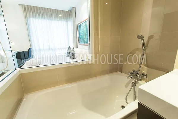 RAW19963: Beach front 2 Bedroom Condo in Rawai. Фото #13