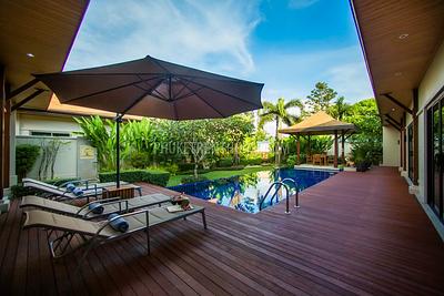 NAI20015: 3 Bedroom Villa with Swimming Pool near Nai Harn beach. Photo #21