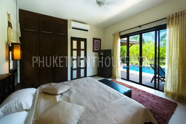 NAI20016: Spacious 3 Bedroom Villa with big Swimming Pool. Photo #4