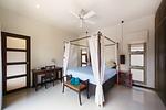NAI20021: 3 Bedroom Villa with private Pool and Gargen near Nai Harn Beach. Thumbnail #12