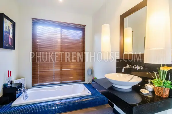 NAI20069: Delightful Villa with 3 bedrooms near Rawai Beach and Nai Harn Beach. Photo #7