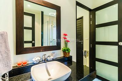 NAI20069: Delightful Villa with 3 bedrooms near Rawai Beach and Nai Harn Beach. Photo #26