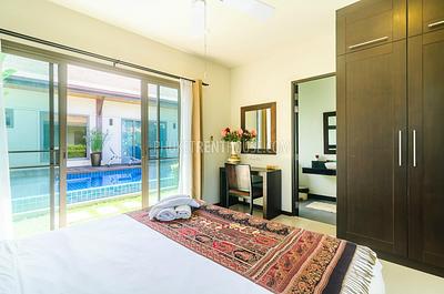 NAI20069: Delightful Villa with 3 bedrooms near Rawai Beach and Nai Harn Beach. Photo #38