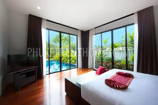 NAI20072: Spacious 4 Bedroom Villa in Nai Harn. Photo #3