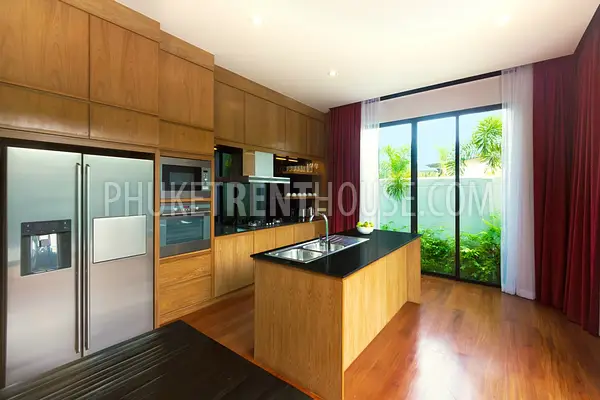 NAI20072: Spacious 4 Bedroom Villa in Nai Harn. Photo #19