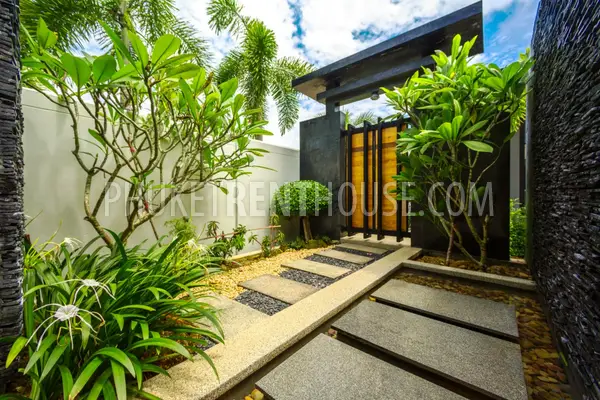 NAI20072: Spacious 4 Bedroom Villa in Nai Harn. Photo #50
