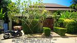 NAI20077: 3 Bedroom Villa near popular area of Nai Harn, Southern Phuket. 缩略图 #1