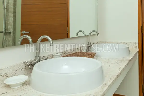RAW20082: Beautiful Villa with 4 Bedrooms just only 500 m from Rawai Beach. 照片 #1