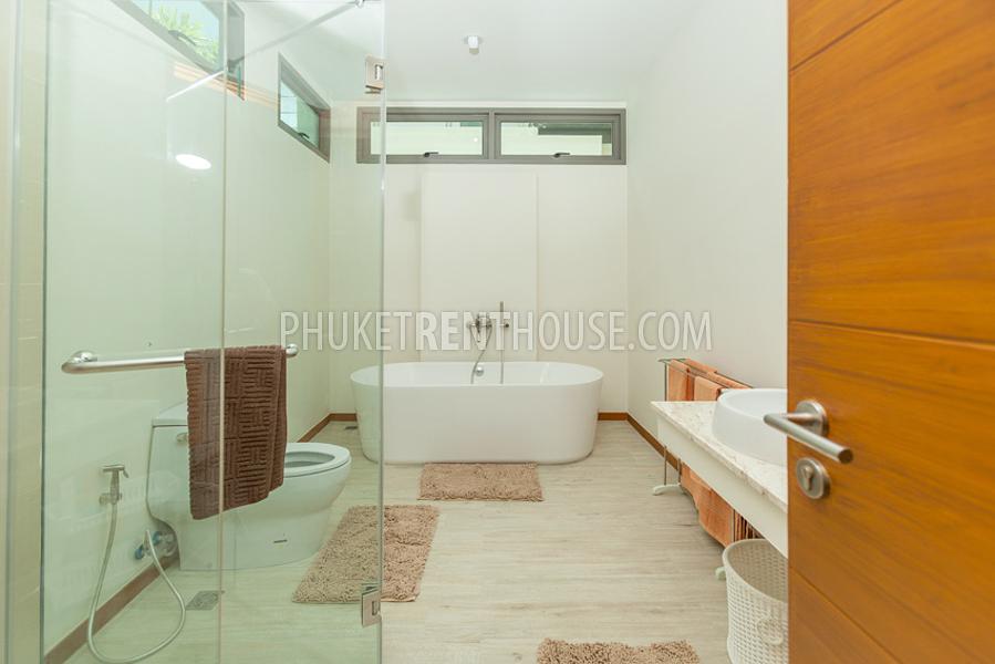 RAW20082: Beautiful Villa with 4 Bedrooms just only 500 m from Rawai Beach. Photo #23