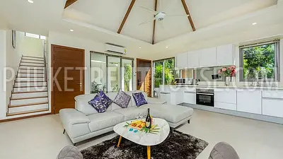 RAW20085: Stylish 3 Bedroom Villa near Rawai Beach and Nai Harn Beach. Fotoğraf #1