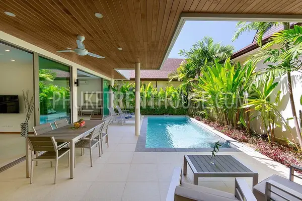 RAW20085: Stylish 3 Bedroom Villa near Rawai Beach and Nai Harn Beach. Photo #16