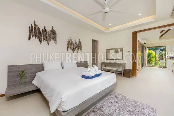 RAW20085: Stylish 3 Bedroom Villa near Rawai Beach and Nai Harn Beach. Photo #31