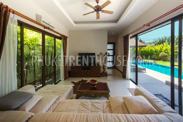 RAW20108: 3 Bedroom Pool Villa in Rawai. Photo #2