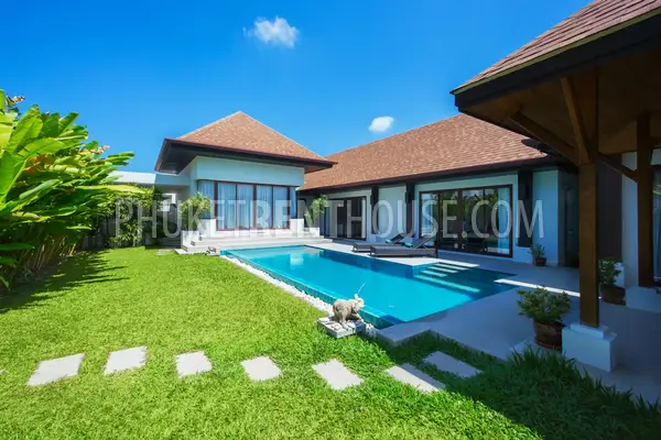 RAW20108: 3 Bedroom Pool Villa in Rawai. Photo #21