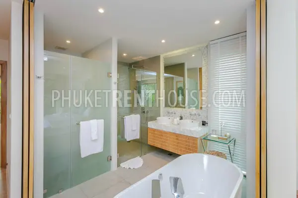 BAN19686: Modern furnished Villa near Bang Tao Beach and the Laguna Area. Photo #33