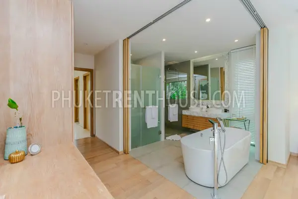 BAN19686: Modern furnished Villa near Bang Tao Beach and the Laguna Area. Photo #29