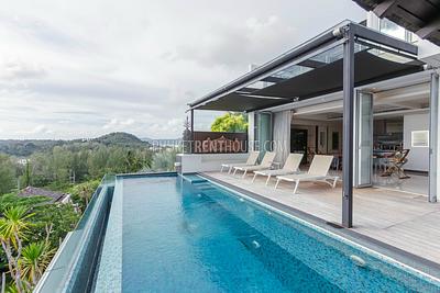 SUR19691: Stylish 3 Bedrooms Villa with the View of Surin Beach. Photo #3
