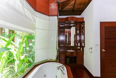 SUR19759: 4 Bedrooms Ocean Front Luxury Villa in Surin. Photo #13