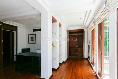 SUR19759: 4 Bedrooms Ocean Front Luxury Villa in Surin. Photo #27