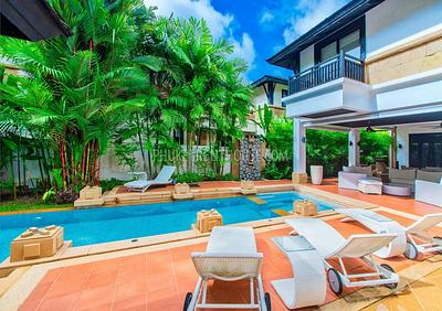 BAN19763: 5 Bedroom Pool Villa within 200 meters to the Bang Tao beach. Photo #32