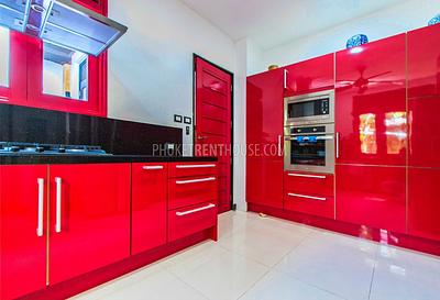 BAN19763: 5 Bedroom Pool Villa within 200 meters to the Bang Tao beach. Photo #35