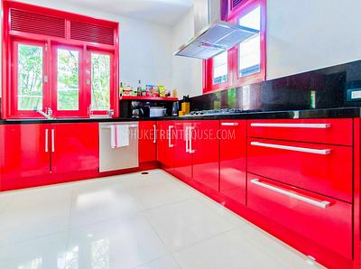 BAN19763: 5 Bedroom Pool Villa within 200 meters to the Bang Tao beach. Photo #36