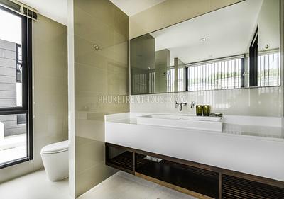 BAN19787: Brand New 4 Bedroom Villa with Pool on the Roof. Photo #36