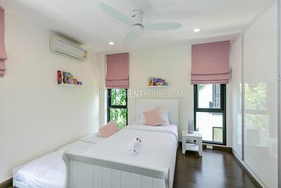 BAN19801: Modern Villa with Private Pool in Laguna Area. Photo #18