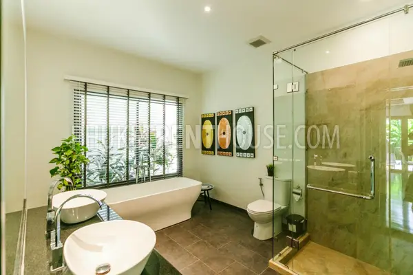 NAI19818: Brand-new 2 Bedroom Tropical Villa in Naiharn. 照片 #32