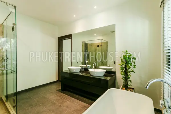 NAI19818: Brand-new 2 Bedroom Tropical Villa in Naiharn. 照片 #33