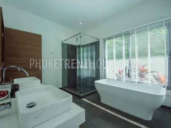 NAI19819: Elegant Pool Villa with a Garden. Fotoğraf #22