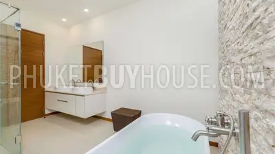 RAW3790: Pool Villa Walking Distance to Beach in Rawai Area. Photo #10