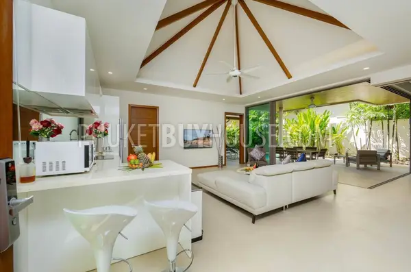 RAW3790: Pool Villa Walking Distance to Beach in Rawai Area. Photo #18