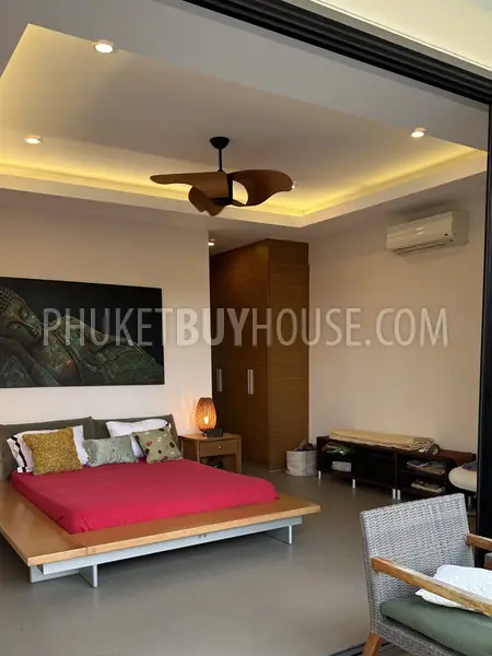 RAW23017: 3-Bedroom Pool Villa with Private Garden in Rawai. Photo #10