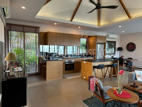 RAW23017: 3-Bedroom Pool Villa with Private Garden in Rawai. Photo #4