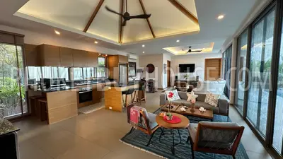 RAW23017: 3-Bedroom Pool Villa with Private Garden in Rawai. Photo #2